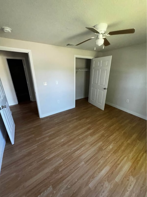 Building Photo - 134 Huisache St Rental