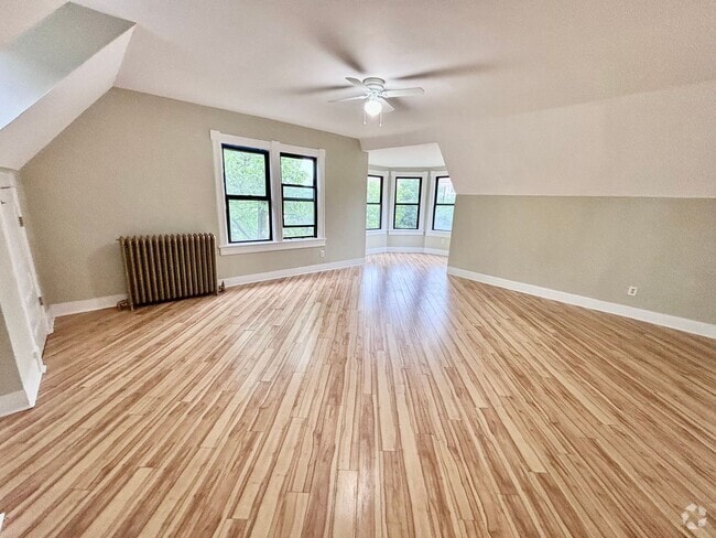 Building Photo - 302 Chestnut Ave Unit #3 Rental