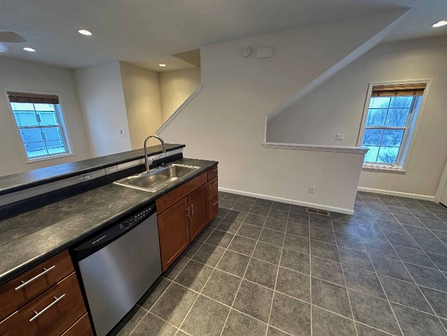 Photo - 1113 Umber Dr