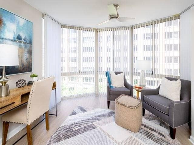 Newly Renovate with Multipurpose Sun Room