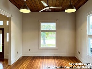 Photo - 902 N Pine St
