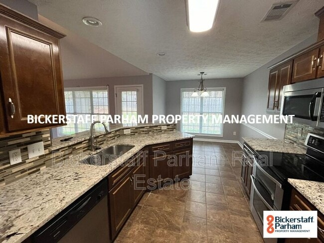 Photo - 8061 Garrett Pines Dr