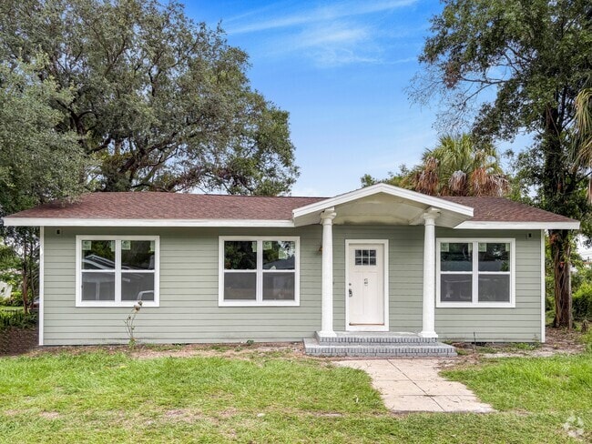 Building Photo - 701 W Plaza Pl Rental
