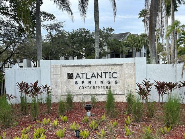 Photo - 11255 W Atlantic Blvd Unidad 108 Rental