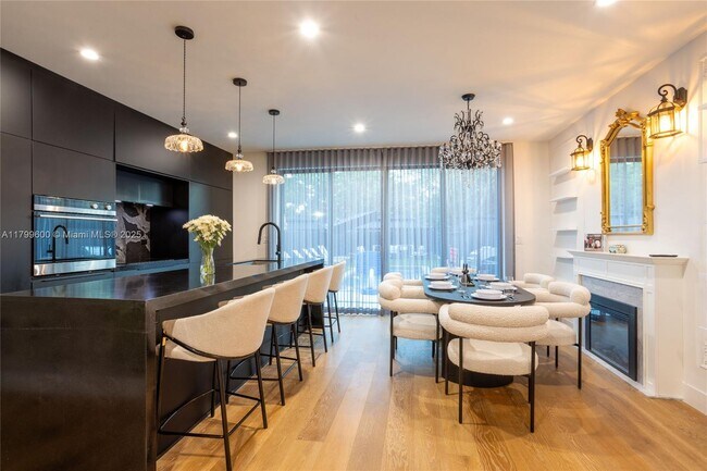 Photo - 414 NW 52nd St Townhome