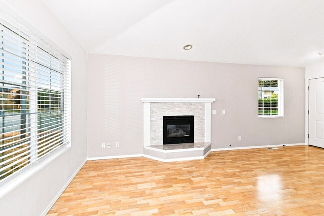Photo - Freshly Updated 4BR Home with Fully Fenced Yard in Monroe- Available NOW for RENT!
