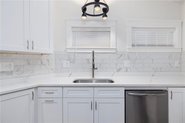 Photo - 56 Sutton St Unit 6