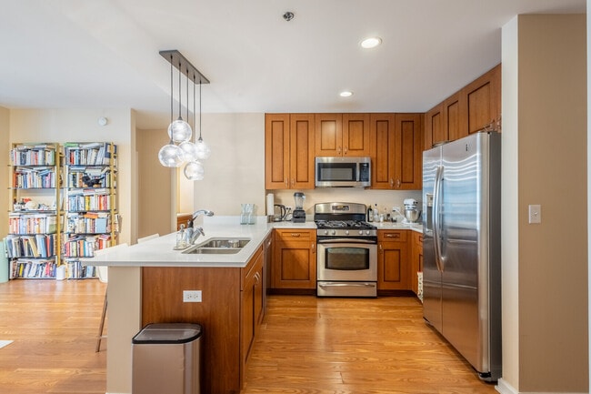 Photo - 160 E Illinois St Unit 1307
