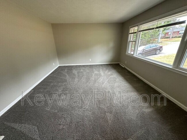 Photo - 1823 Pisgah Rd