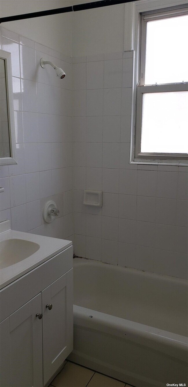 Photo - 86-30 126th St