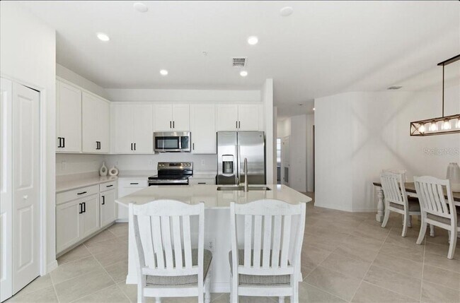 Photo - 19140 Scallop Lp Unit 308