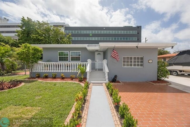 Photo - 2150 SW 21st Ter Casa