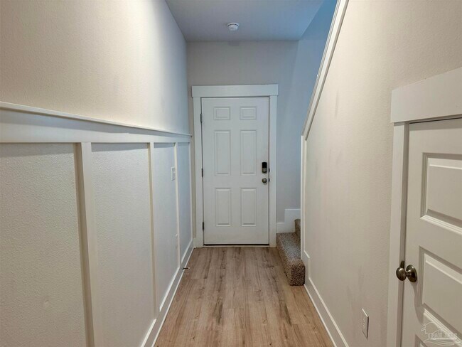 1471 Iroquois Ct