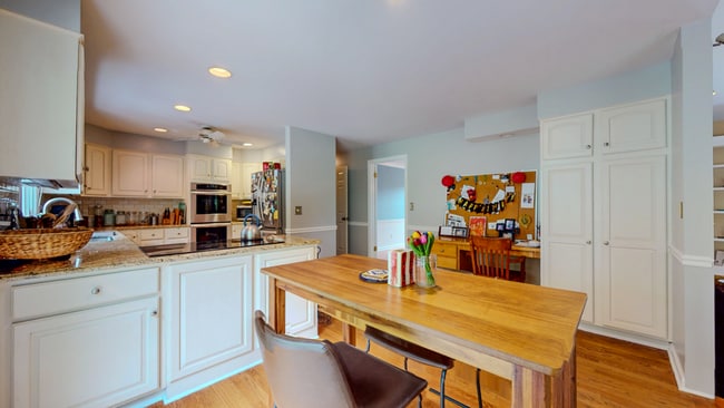 Photo - Beautiful Colonial Cape with Fireplace, De...