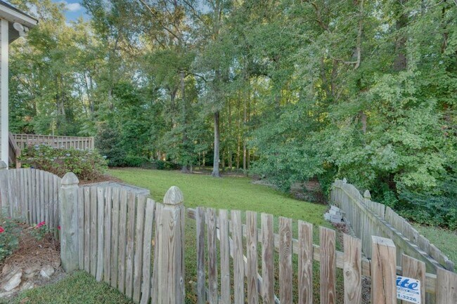 Photo - 2847 Elizabeth Edwards Ct