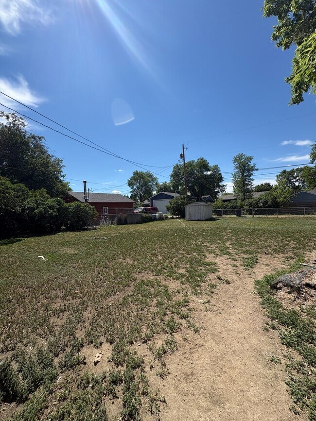 Photo - Spacious 4 bed 2 Bath Centrally Located
