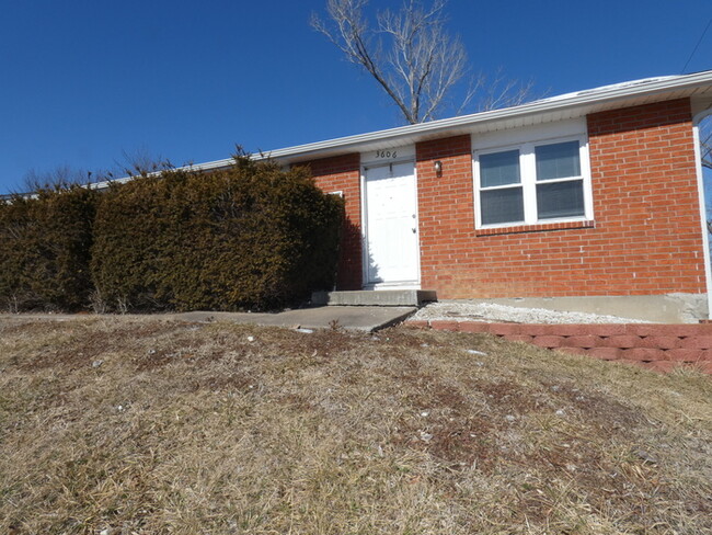 Duplex in Gladstone, MO - Duplex in Gladstone, MO Casa