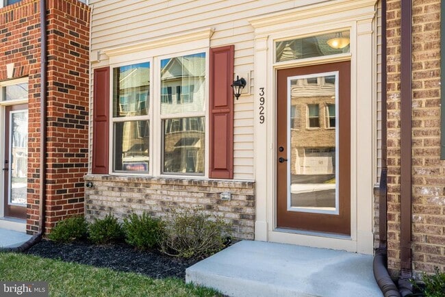 Photo - 3929 Small Roundtop Rd