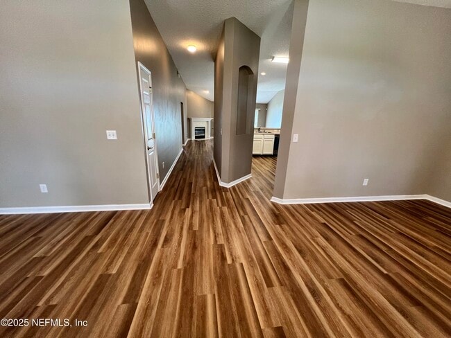 Photo - 1109 Seattle Slew Ln