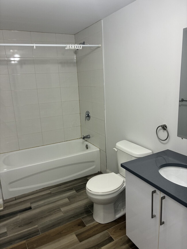 Photo - 7070 Chem. de la Côte St Luc