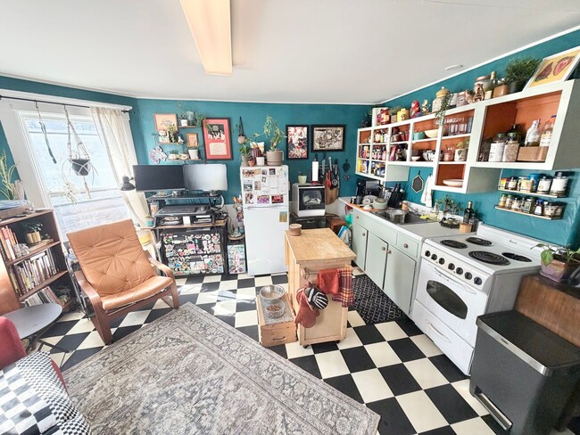 Photo - 1 Bedroom in Burlington VT Available 7/1! Unidad 3