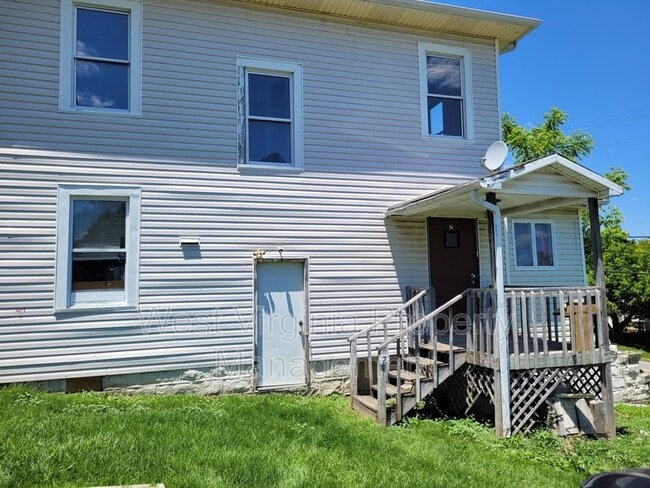 Building Photo - 345 Prosperity Rd Unit 2