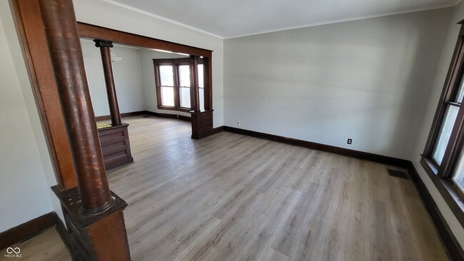 Photo - 852 N Rural St