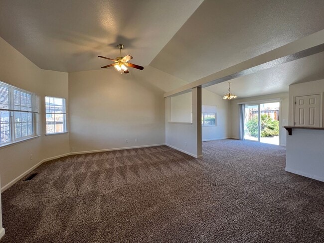 3/2/2 Home in Gardnerville Ranchos *MUST SEE* - 3/2/2 Home in Gardnerville Ranchos *MUST SEE*