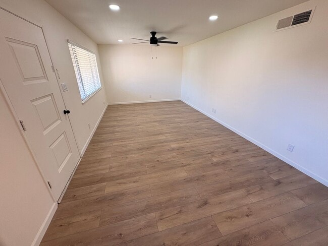 Photo - 0817 Unidad 1610