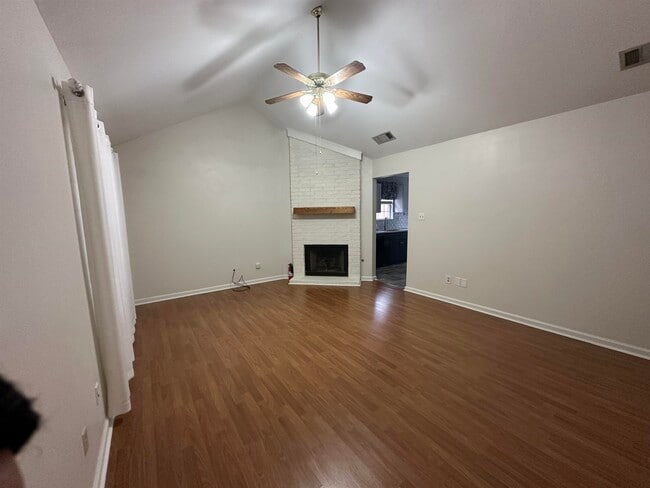 Photo - 8415 Jacob Dr