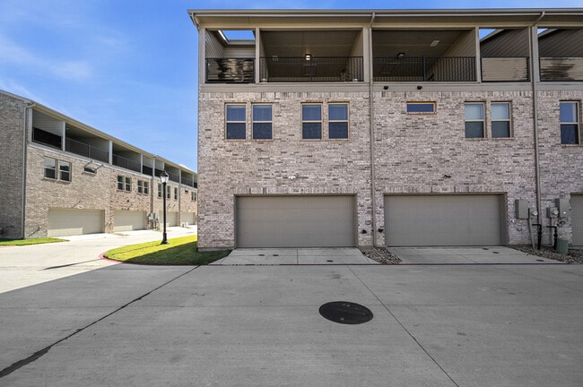 Photo - 3544 Thistlewood Dr