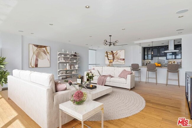 Photo - 2222 Ave of the Stars Unidad 1102