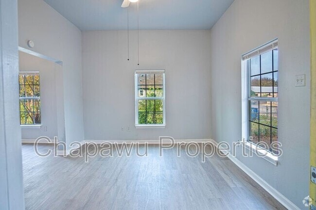 Building Photo - 1412 Hays St Rental