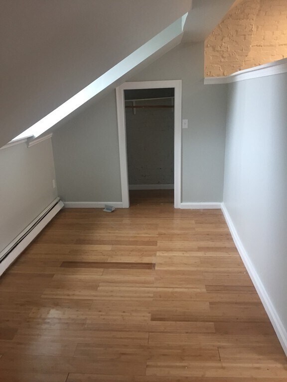 Photo - 315 Meridian St Unidad 3