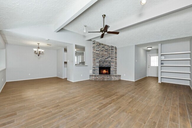 Photo - 1534 Vickery Dr