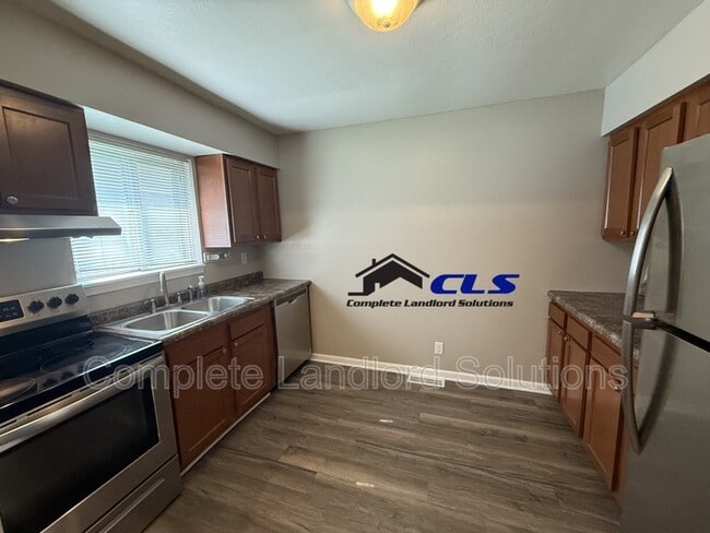 Photo - 2906 E Haythorne Ave