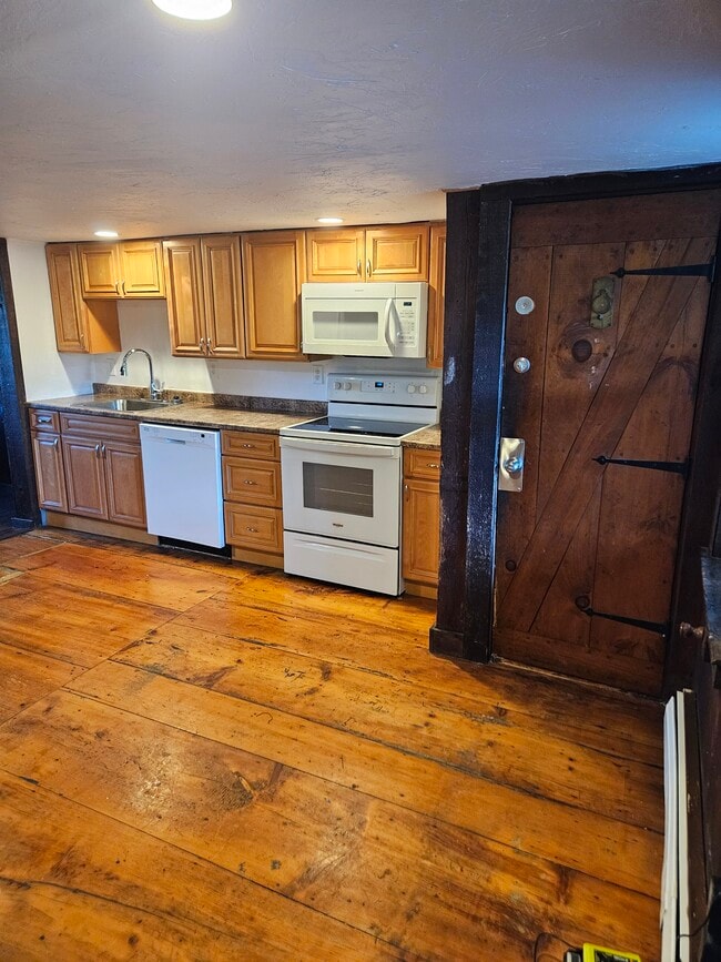 Photo - 81 Oak St Unidad 1