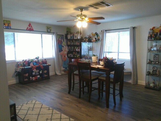 Photo - Must see in North Vacaville