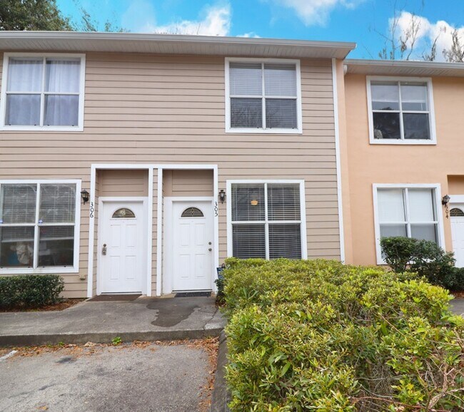 Building Photo - 4415 SW 34th St Rental