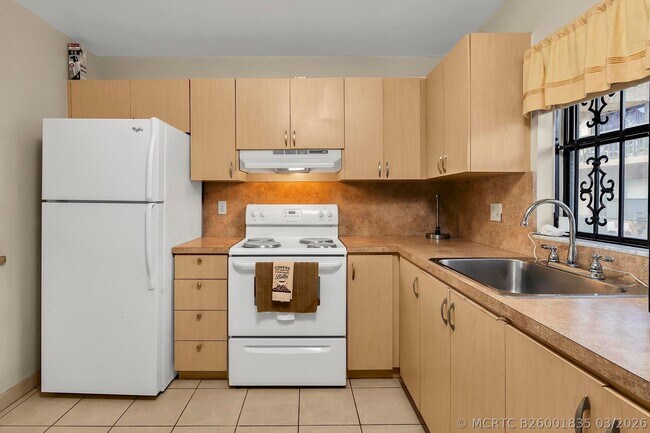 6715 W 26th Dr Unit 101-6