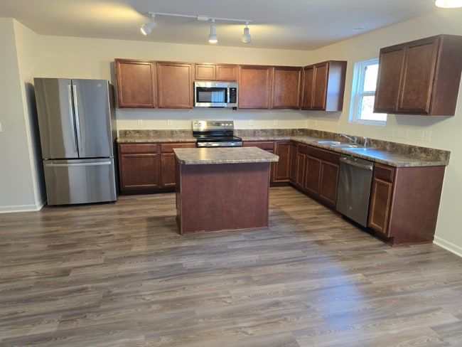 Photo - 2633 Taton Ct