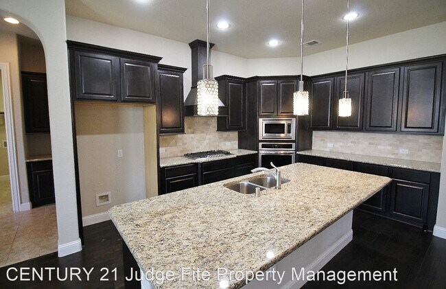 Photo - 4 br, 3 bath House - 113 Granite Way