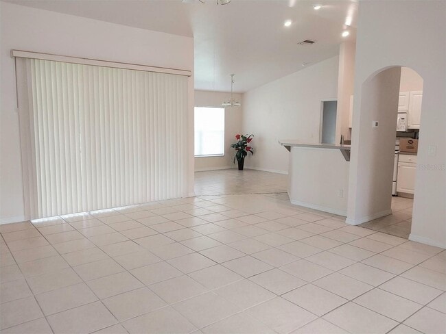 Photo - 1695 Gauguin Rd