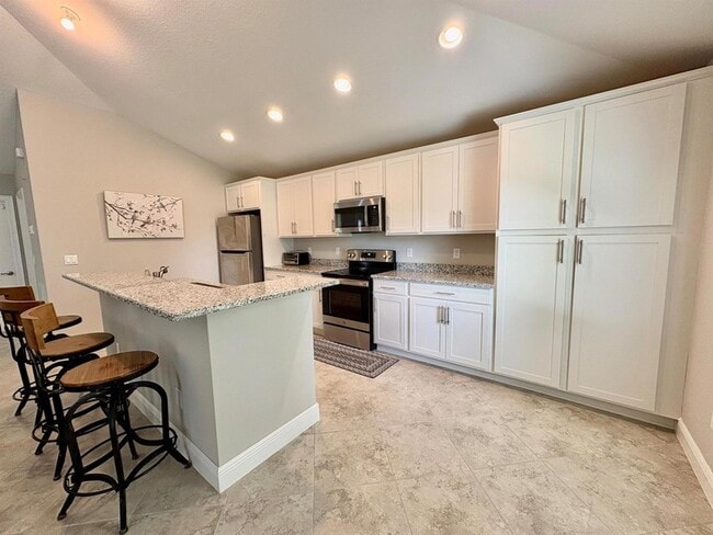 Photo - 713 SE East Ave