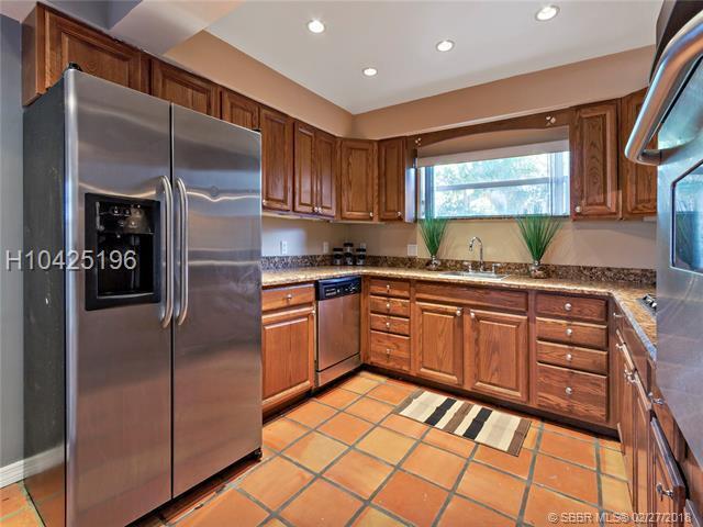 Photo - 1404 Plunkett St