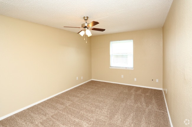 2BR, 2.5BA - 1200SF - Master Bedroom