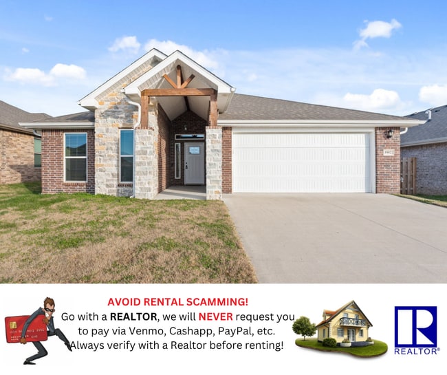 Building Photo - "Spacious 4-Bed Gem with Granite Elegance & Cozy Fireplace in Bentonville!"