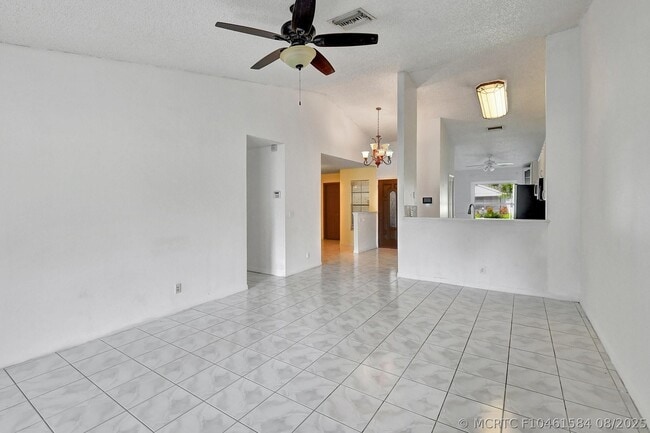 5105 Arbor Glen Cir