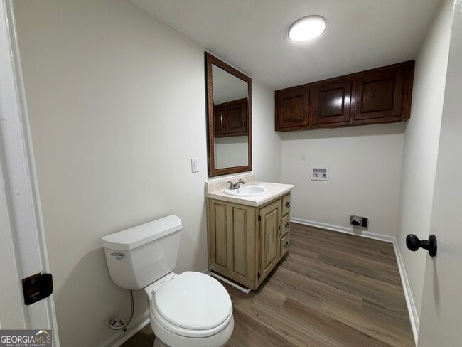 Photo - 107 Austin Ct