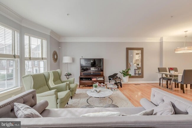 Photo - 5112 Knapp Pl